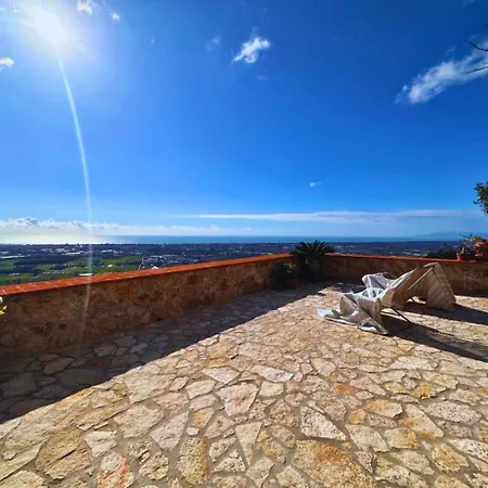 Nel Borgo By Nicola Real Estate *